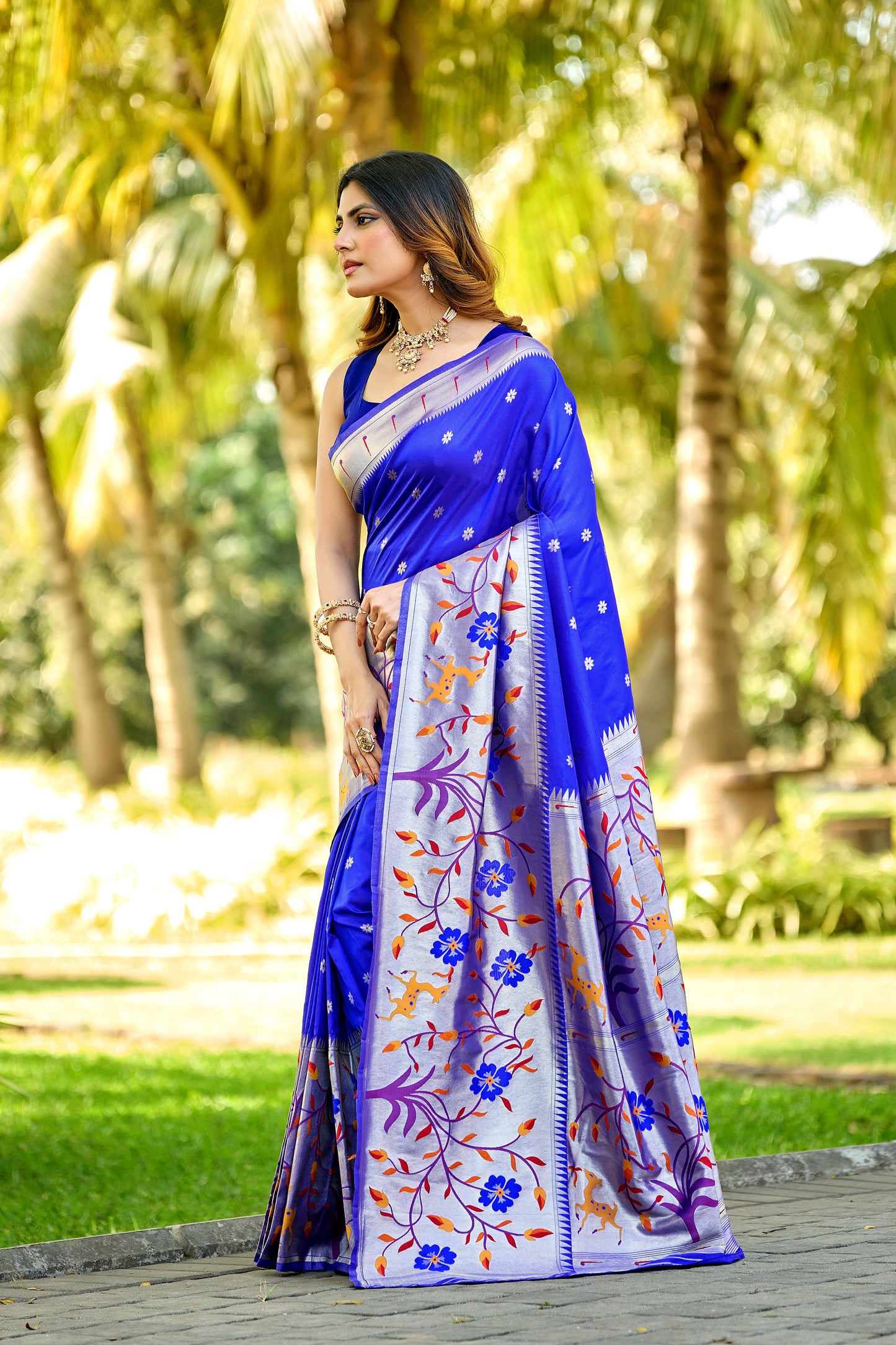 Royal Blue Paithani